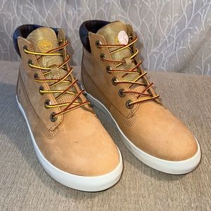 Brand New Timberland Boots Size 6.5